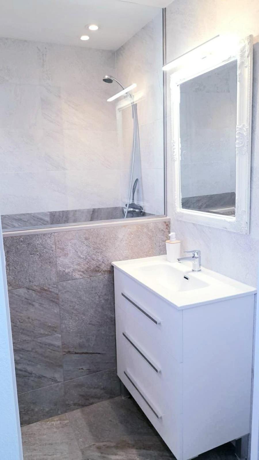 Appartement Maravilloso Duplex En Primera Linea De Mar Cadaqués
